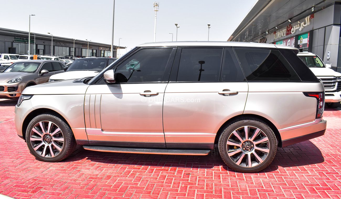 Used Land Rover Range Rover Vogue SE Supercharged 2013 for sale in Abu