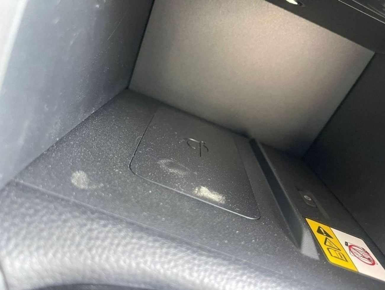 تويوتا كورولا كروس NEW 2023 TOYOTA COROLLA CROSS 2.0L FULL OPTION