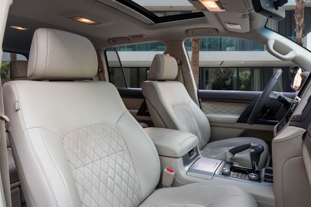 Toyota Land Cruiser GXR Grand Touring | 3,701 P.M | 0% Downpayment | Service Contract!