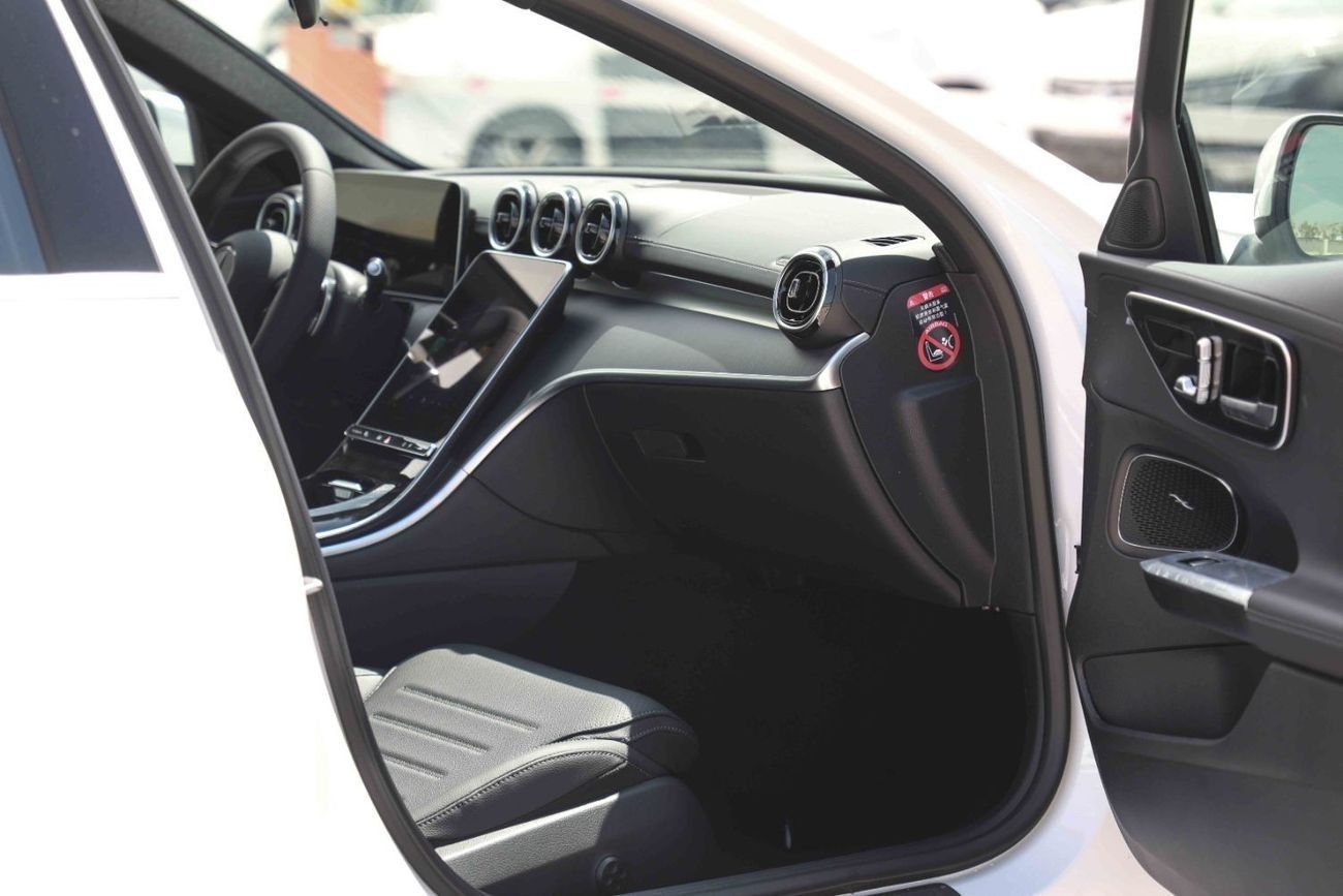 مرسيدس بنز C 200 2025 MERCEDES BENZ C200 L SPORT 1.5 Hybrid - WHITE inside BLACK | Export Only