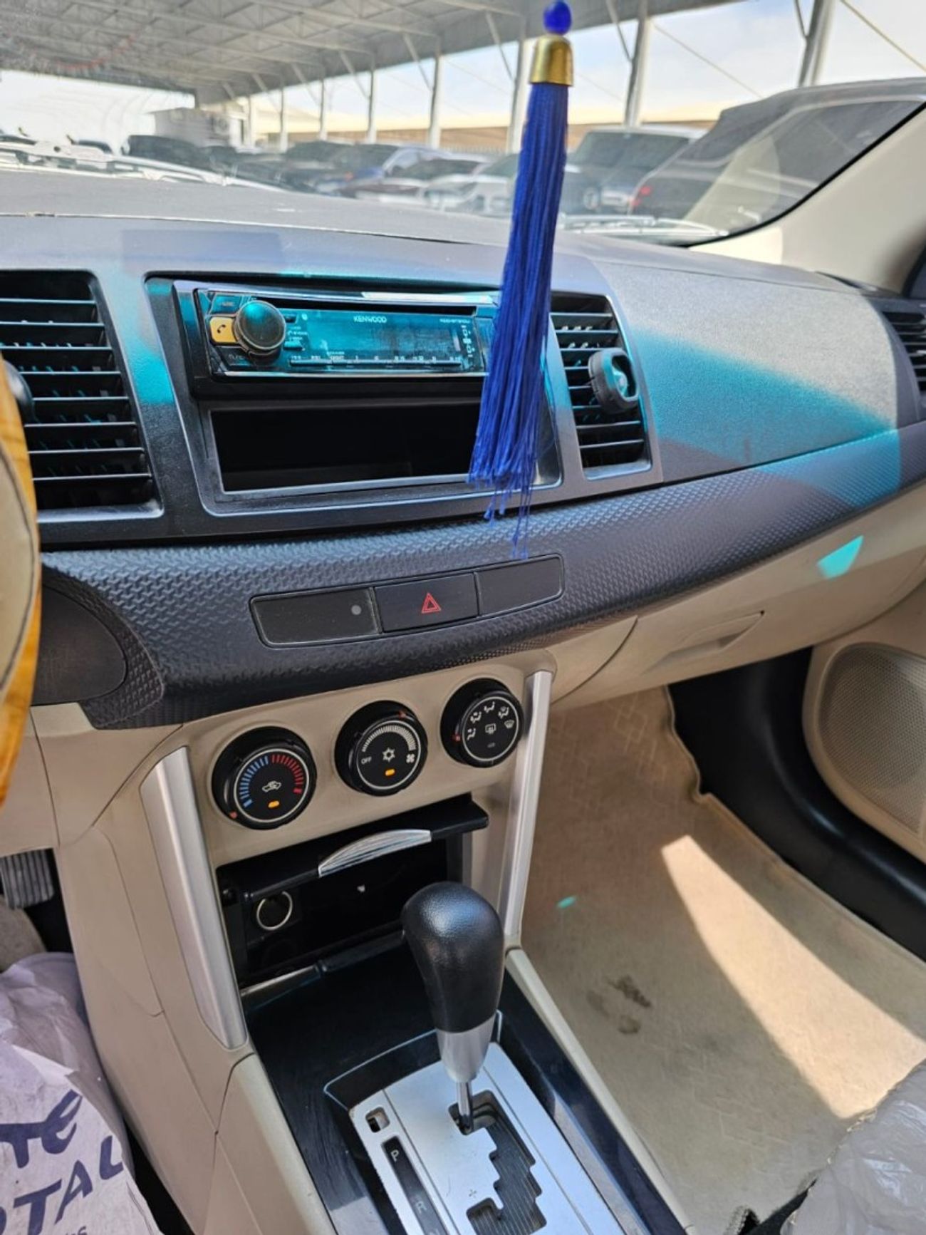 ميتسوبيشي لانسر