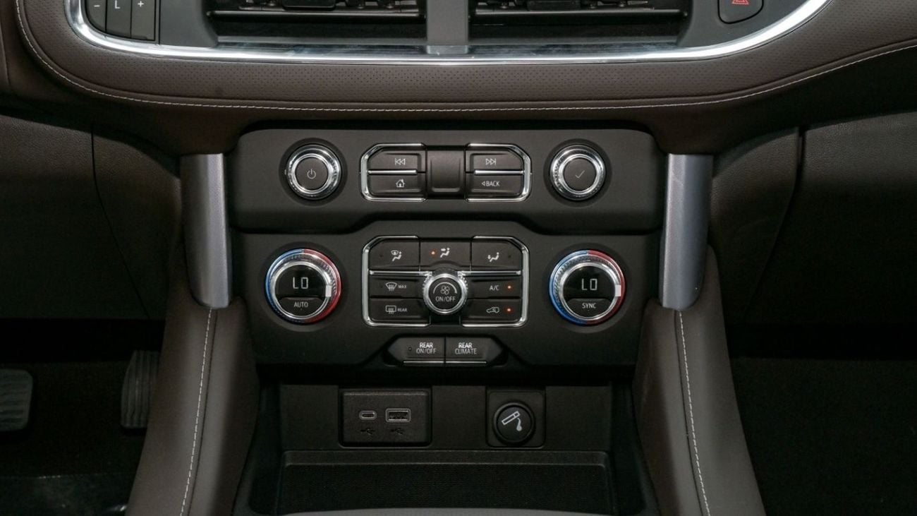 جي أم سي يوكون GMC Yukon 2WD SLT with front fascia - 2024 (Export)