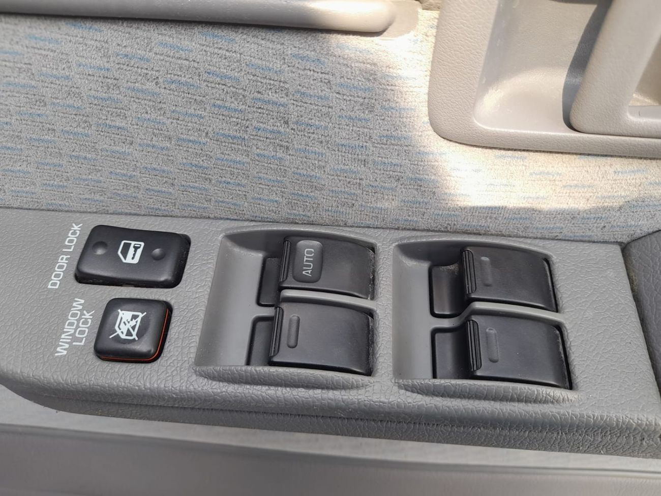 تويوتا لاند كروزر بيك آب Double Cabin 4.5L