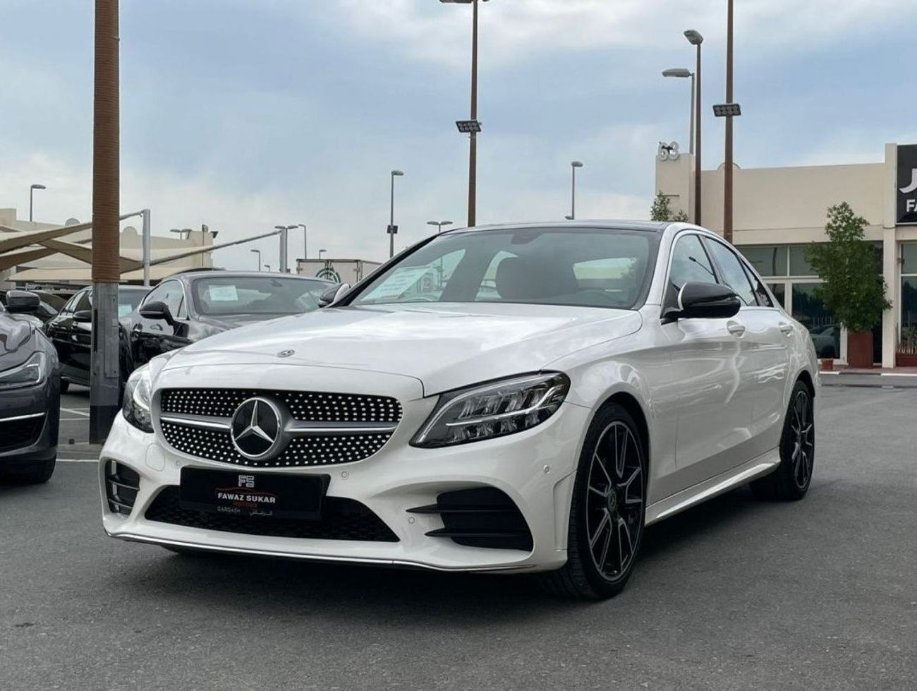 مرسيدس بنز C 200 بريميوم