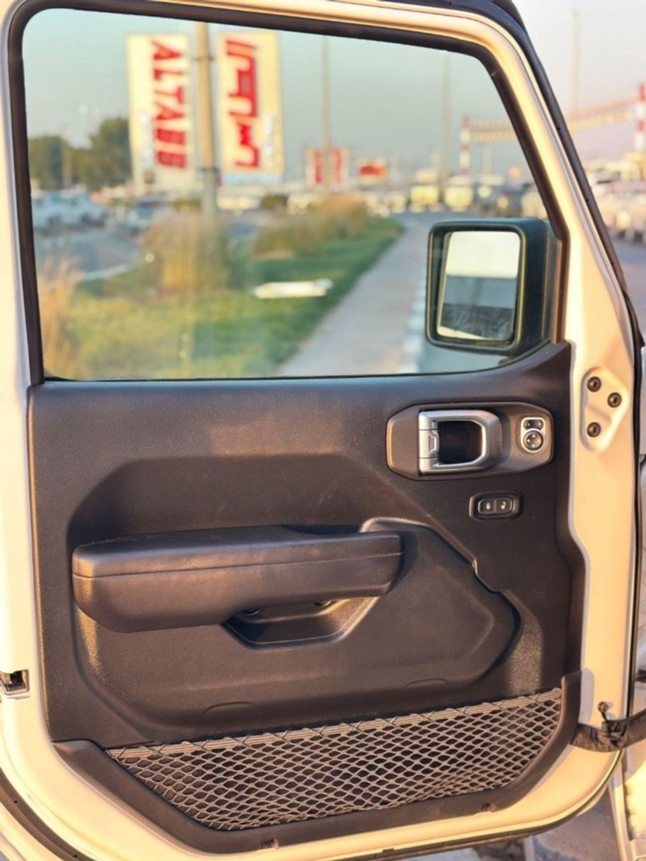 جيب رانجلر Unlimited Sport 3.6L A/T