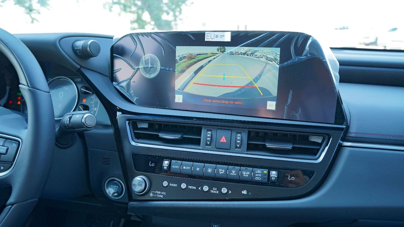 Lexus ES300h Lexus ES300h 2.5L | Hybrid | GCC | Hybrid Car | 2025 Lexus Sedan Car | Petrol Hybrid