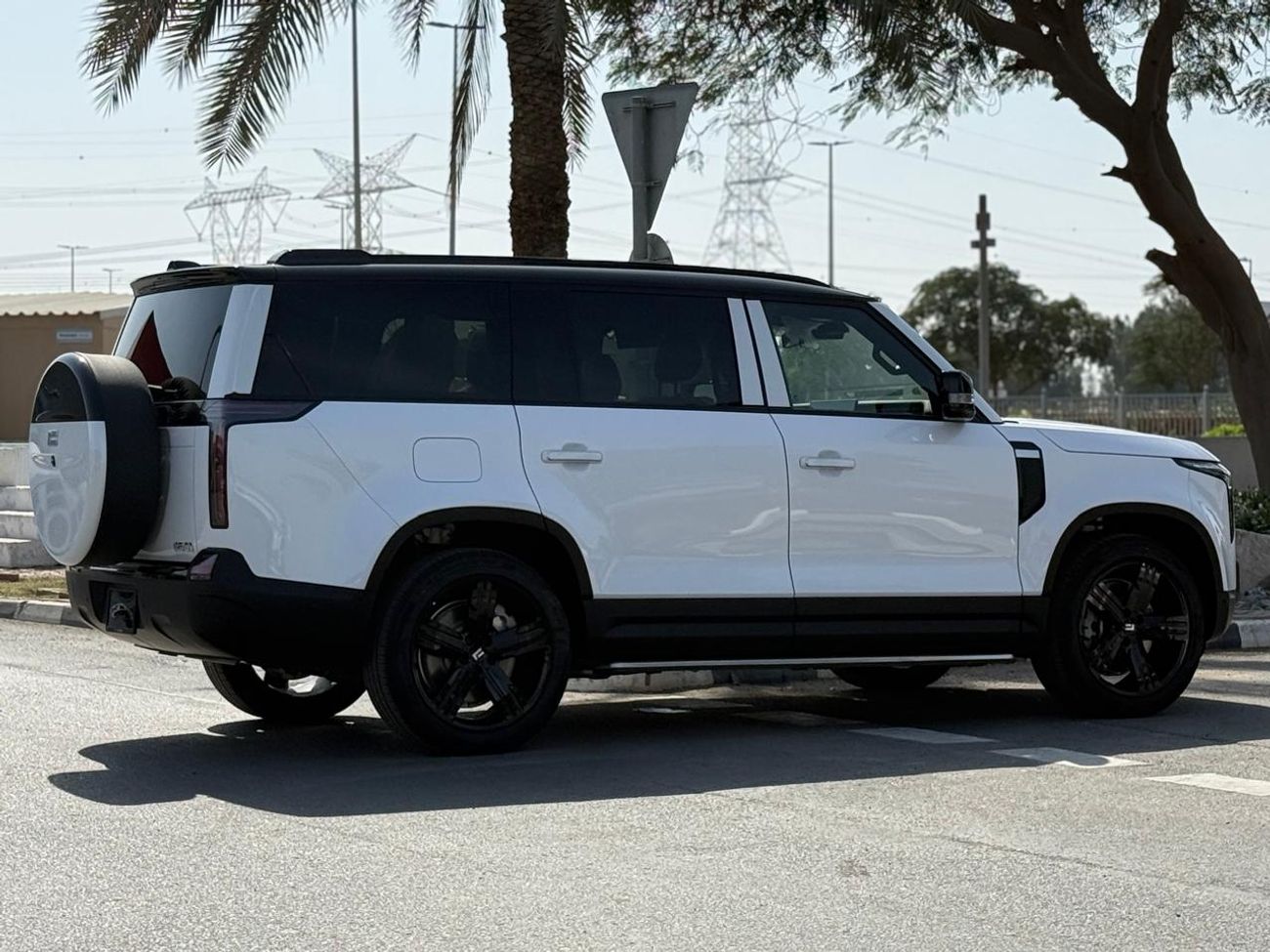 روكس 01 NEW ARRIVAL ROX 01 2026 7 SEATS LONG RANGE WITH WARRANTY EVS 5 YEARS SERVICE CONTRACT