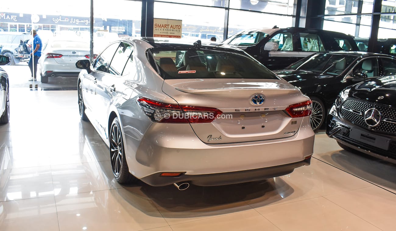 Toyota Camry Hybrid 2.5 L