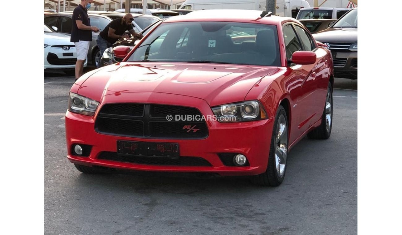 Dodge Charger Dodge Charger RT Engine 5.7 model 2014 GCC car prefect condition full option full option leather sea