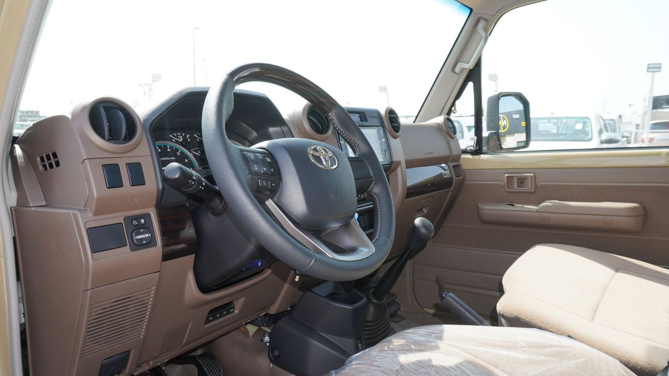 Toyota Land Cruiser Pick Up LX 4.0 L V6