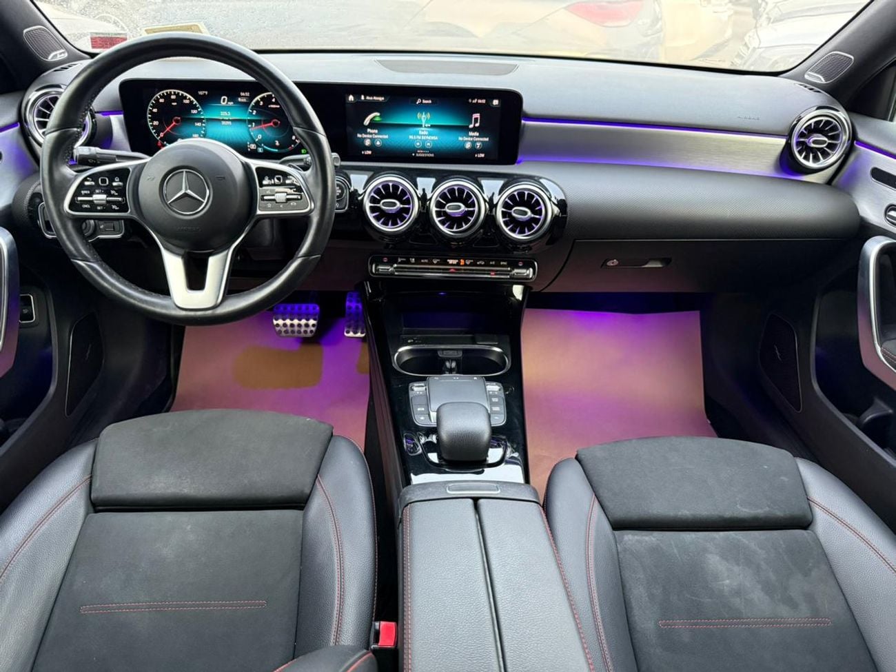 مرسيدس بنز A 220