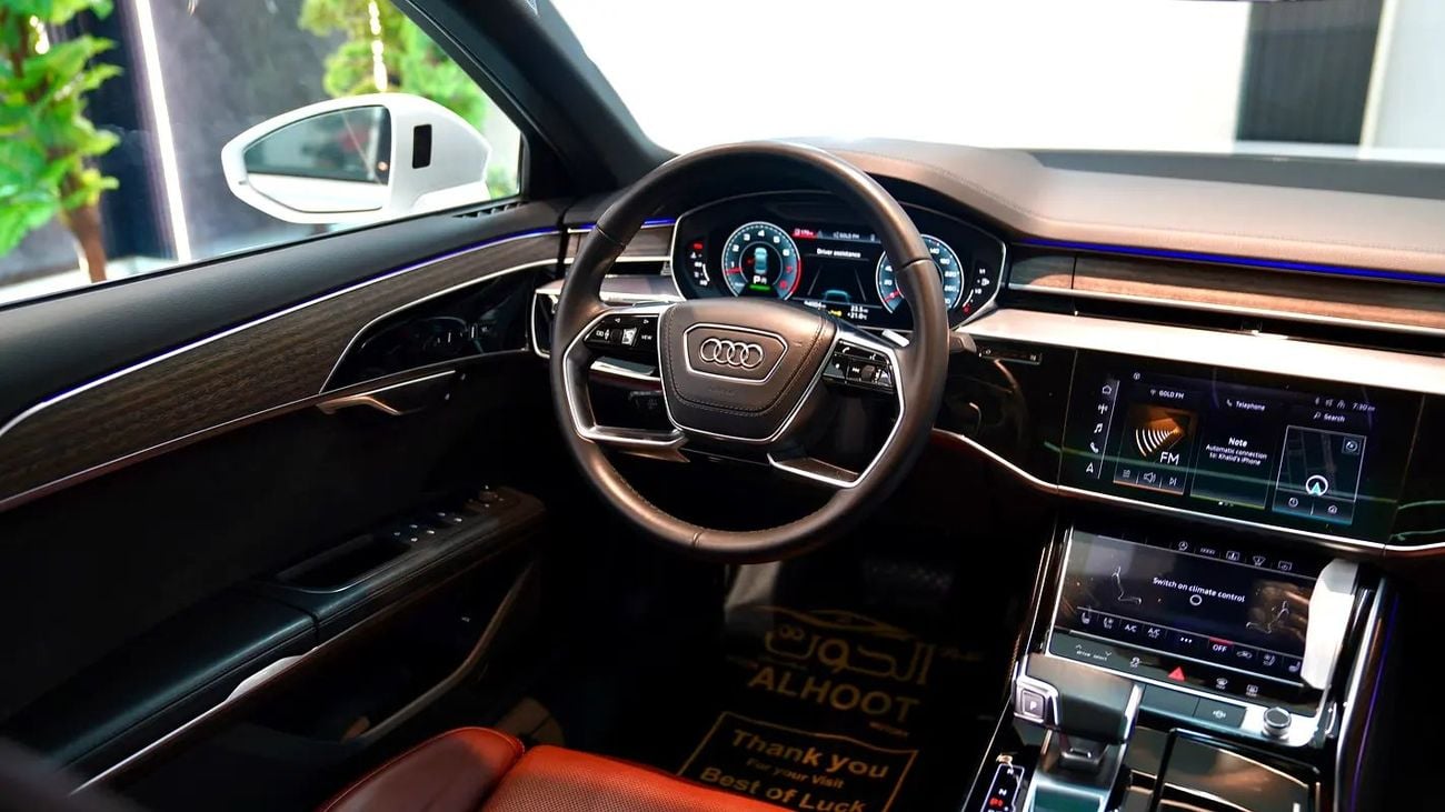 أودي A8 L 55 TFSI quattro 3.0L (335 HP) EXCLUSIVE A8L 55 TFSI V8 || VIP CONSOLE || TOP RANGE || GCC || ACCID