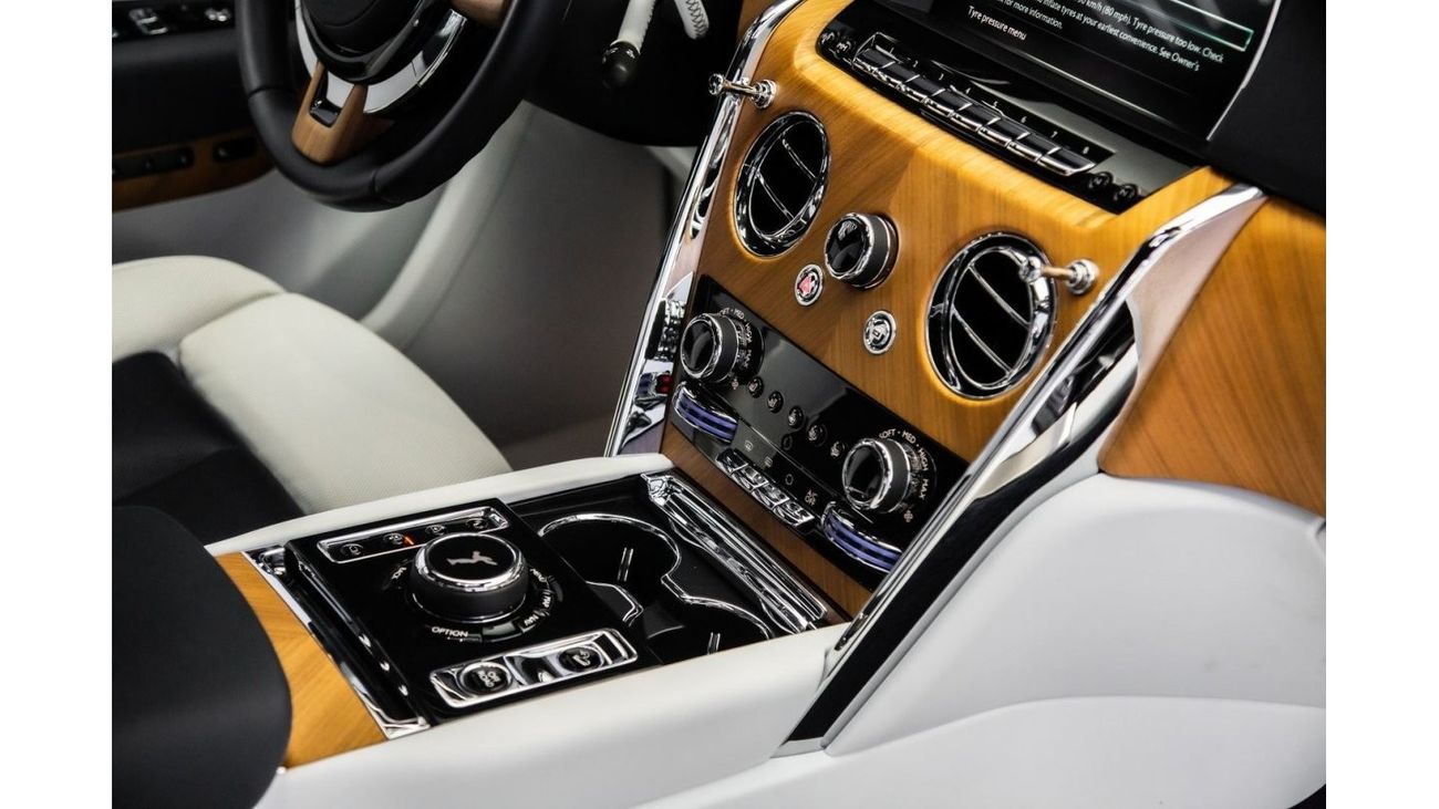 رولز رويس كولينان Std