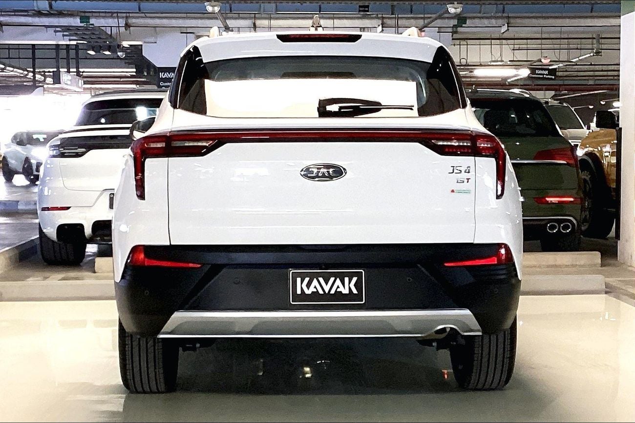 JAC JS4 Intelligent | National Day | Start 2026 with the ideal drive 1.5