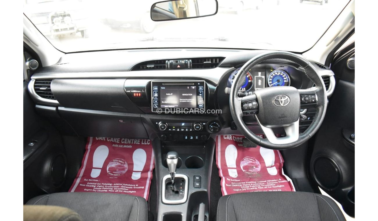Toyota Hilux 2.8 L DIESEL RIGHT HAND DRIVE