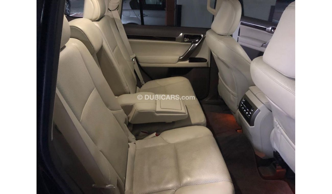 لكزس GX 460 1ST OWNER - FSH - AL FUTTAIM UNLIMITED WARRANTY TILL NOV 2019