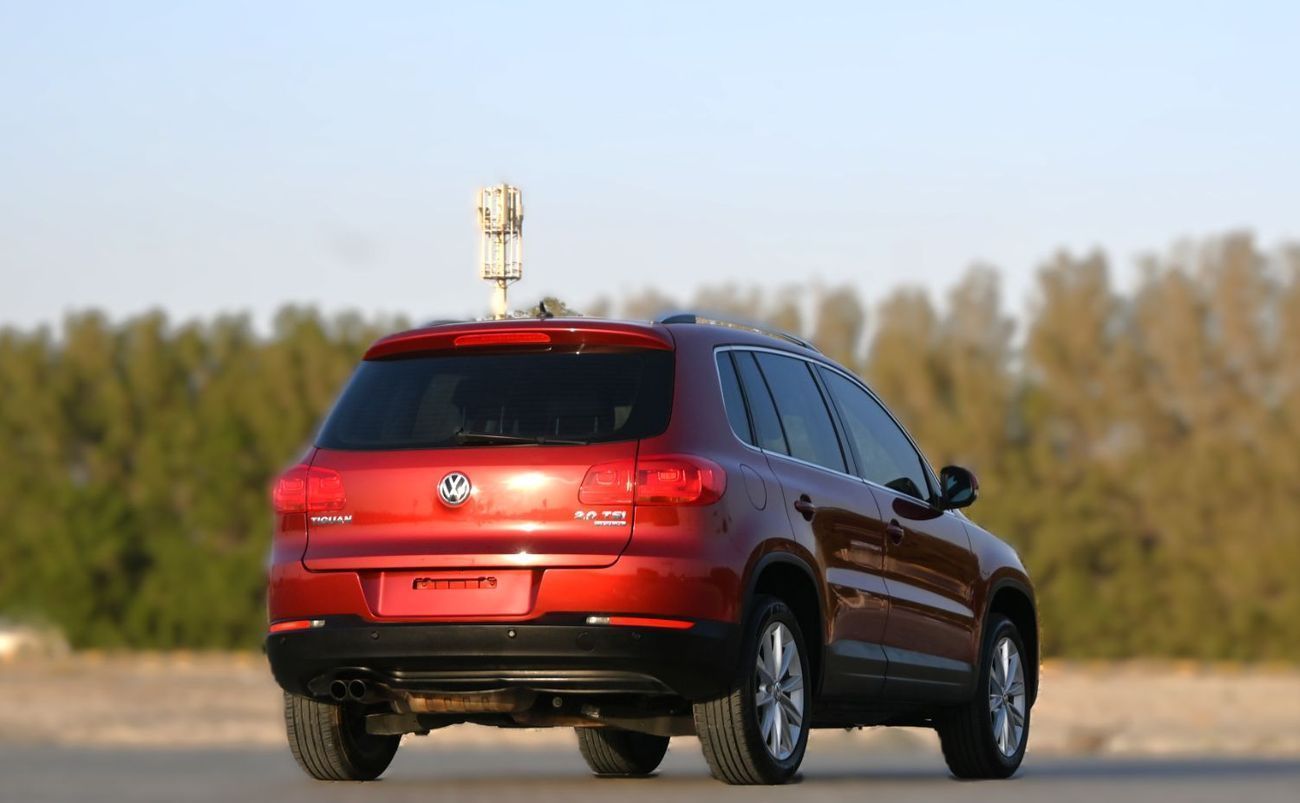 Volkswagen Tiguan VOLKSWAGEN TIGUAN GCC  SE 2.0L IN EXCELLENT CONDITION