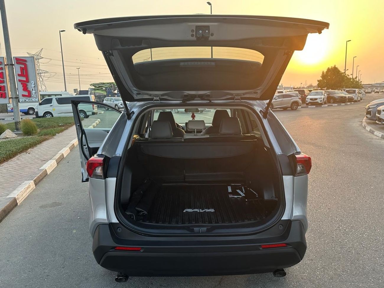 Toyota RAV4 RAV4 xle 4x4 AWD Full option