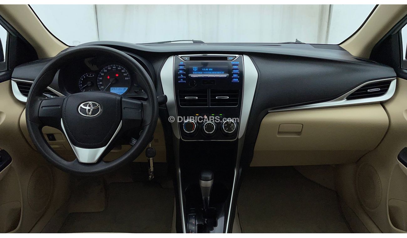 تويوتا يارس SE / E 1.5 | بدون دفعة مقدمة | اختبار قيادة مجاني للمنزل