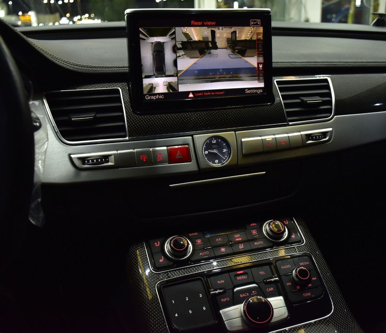 أودي S8 EXCELLENT DEAL for our Audi S8 TFSi ( 2013 Model ) in White Color Korean Specs