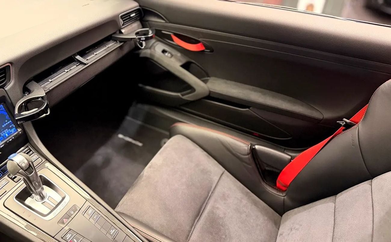 بورش 911 GT3 RS 4.0L GT3RS 5700 KM ONLY