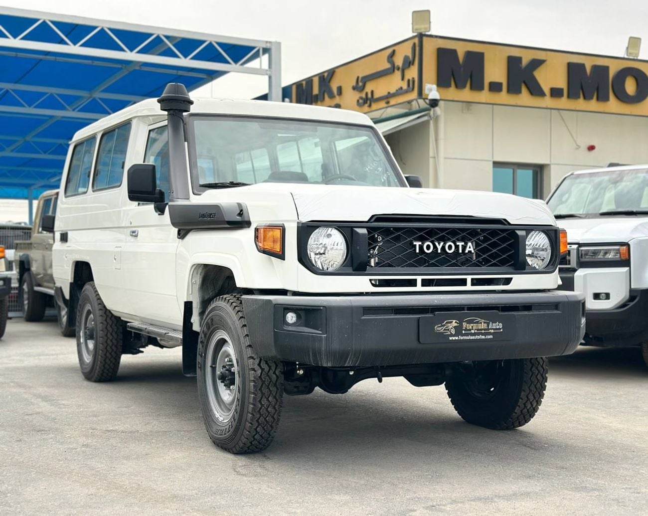 Toyota Land Cruiser LC78 4.2L DSL M/T // STD Option With Power Windows , Center Lock // Special Offer // By Formula Auto
