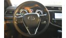 Toyota Camry 2.5 L - LE Hybrid - 2019 - WHT_GRY