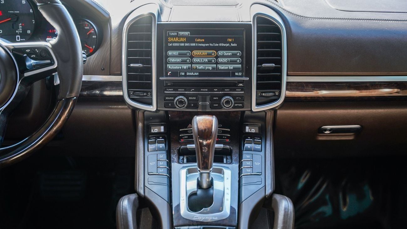 Porsche Cayenne STD