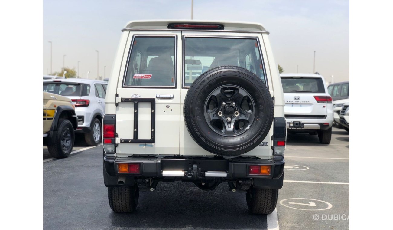 تويوتا لاند كروزر بيك آب HT 71 3DR BUMPER BLACK