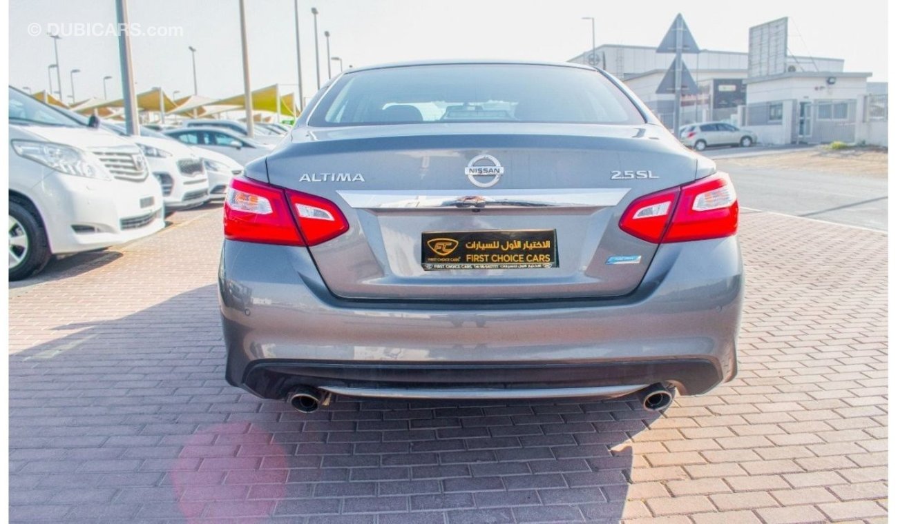 Nissan Altima SL 2017 | NISSAN ALTIMA | SL 2.5L V4 | SWOOPY STYLING | GCC | FULL-SERVICE HISTORY FROM ARABIAN AUTO