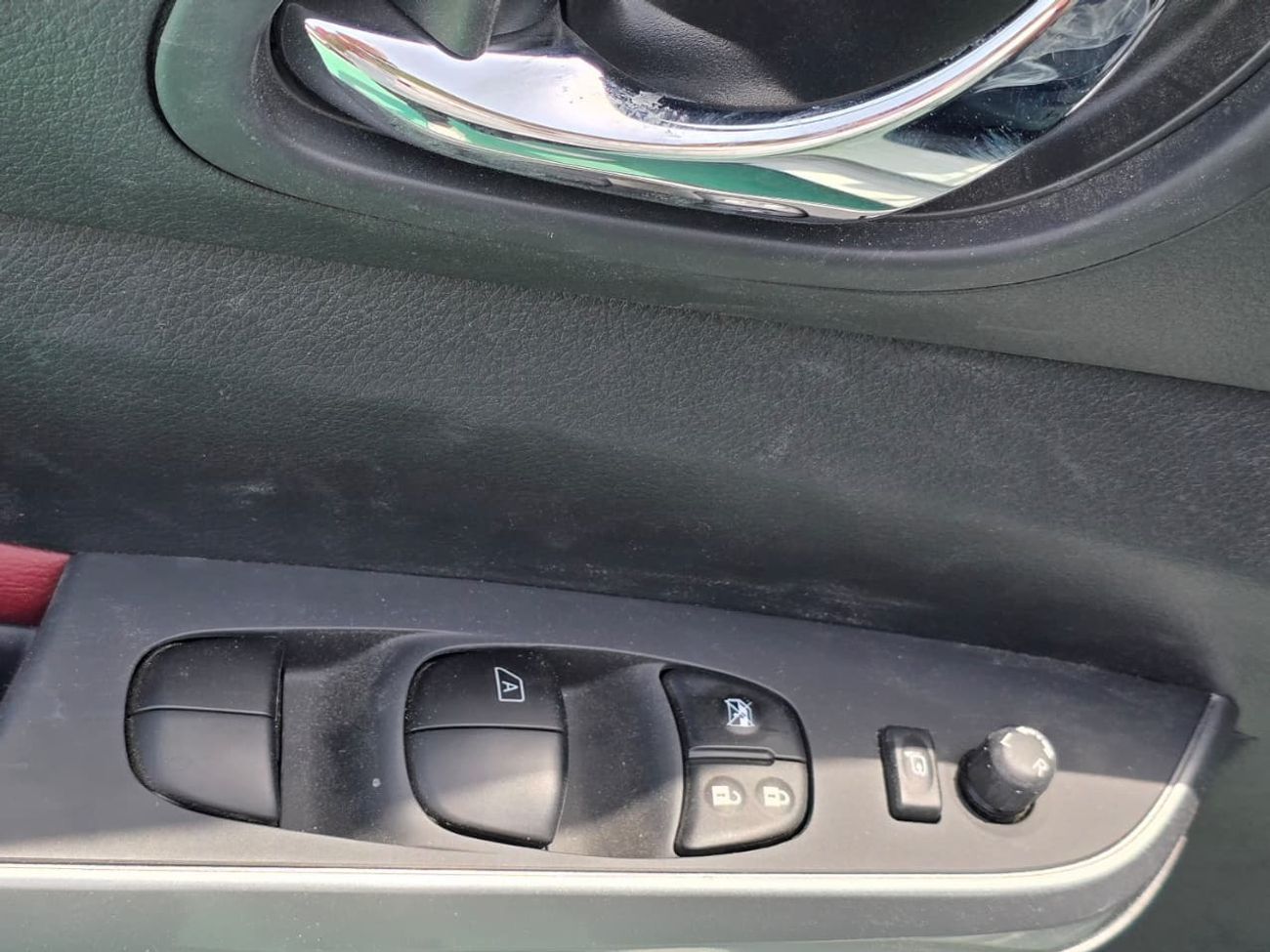 نيسان إكستيرا Platinum 2.5L AWD