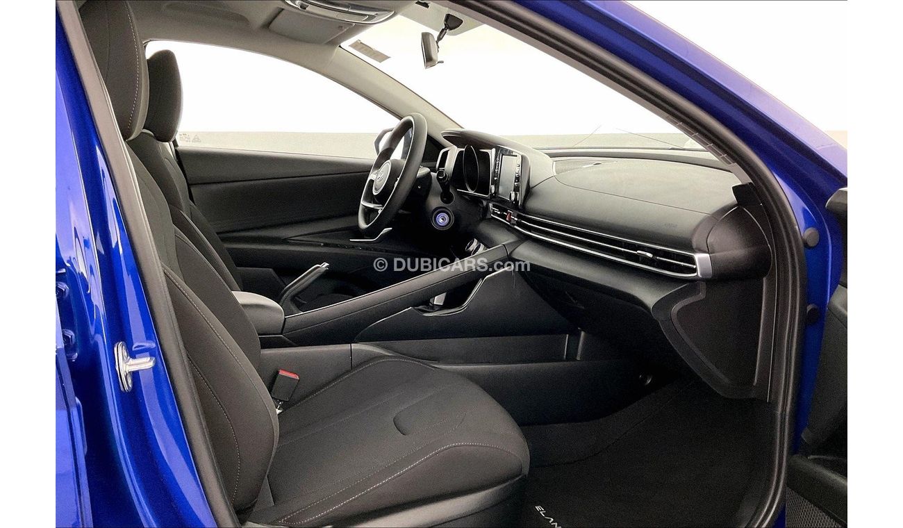 Hyundai Elantra Smart