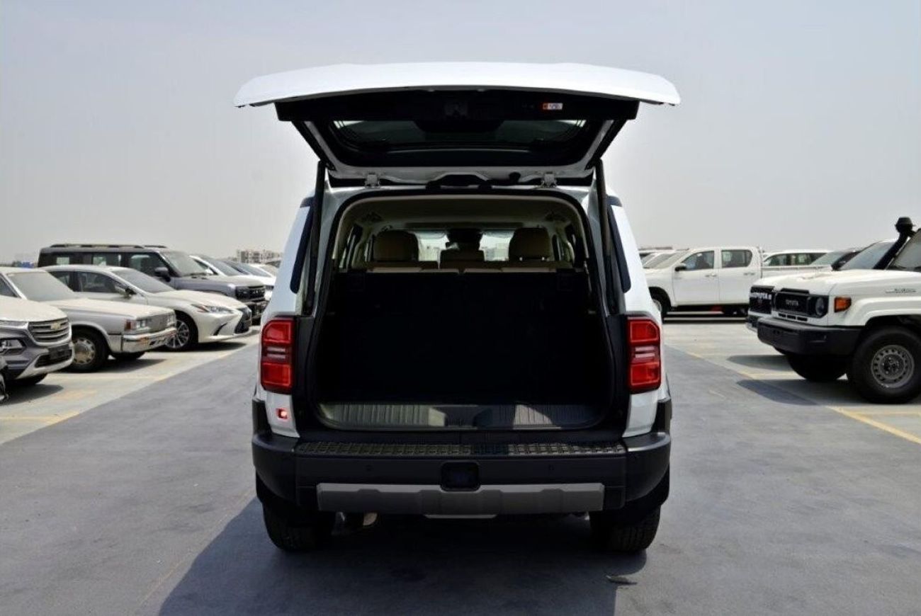 تويوتا برادو TXL3 2.4L Turbo 7 Seat Automatic