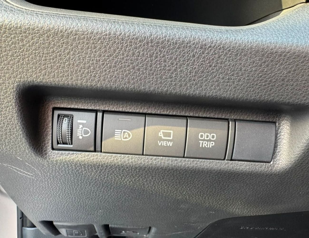 Toyota Wildlander LUXURY | 2.0L PETROL V4 | RADAR / PANORAMIC ROOF / 360*CAMERA (CODE#WLPL)