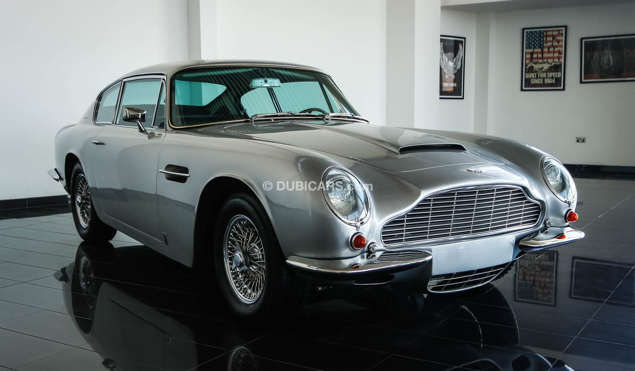 Aston Martin DB6