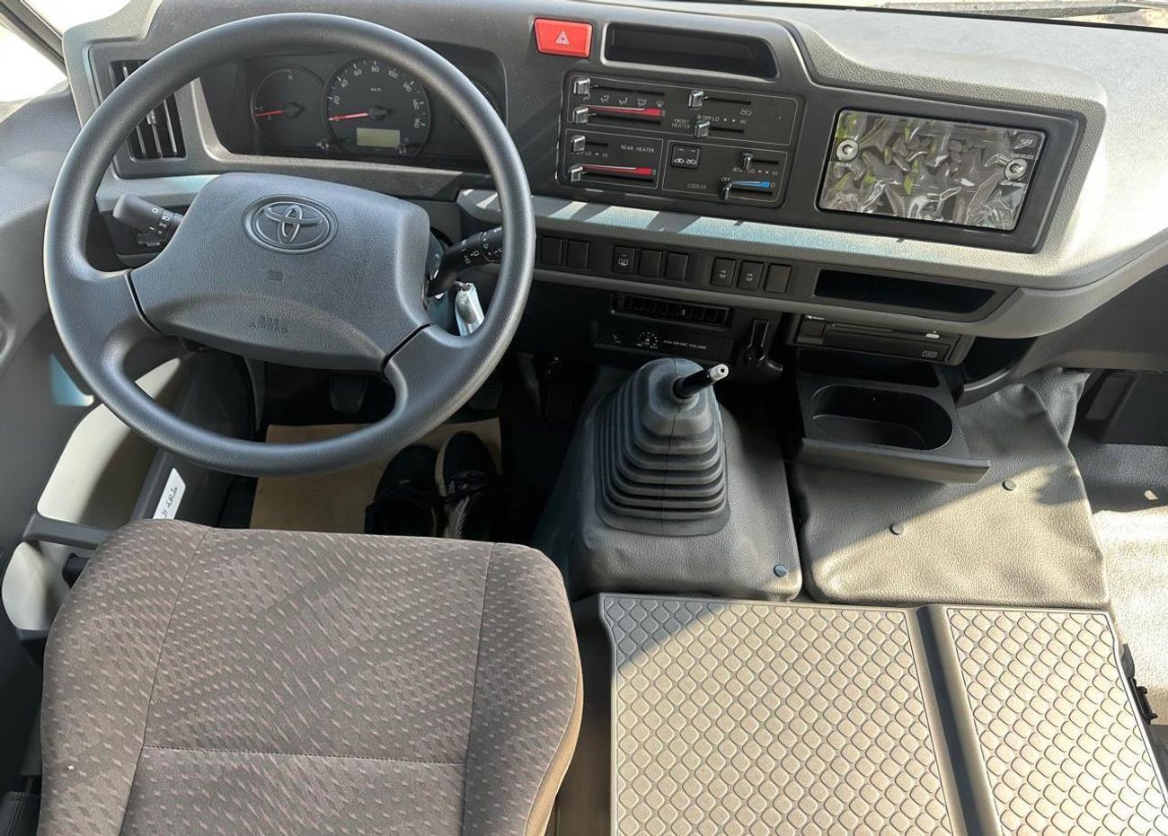 تويوتا كوستر 2025 Toyota Coaster 2.7L 23-Seater 4-Cyl Petrol Manual Transmission RWD Export Only