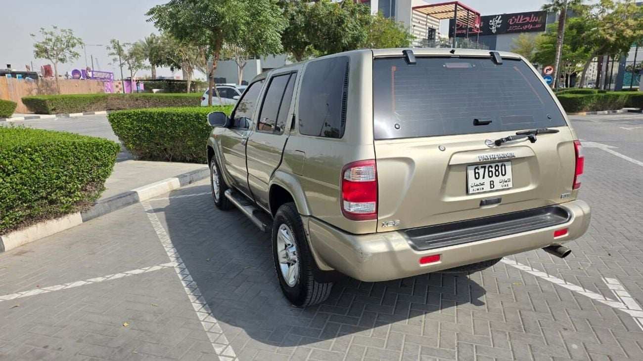 نيسان باثفايندر XE 3.5L
