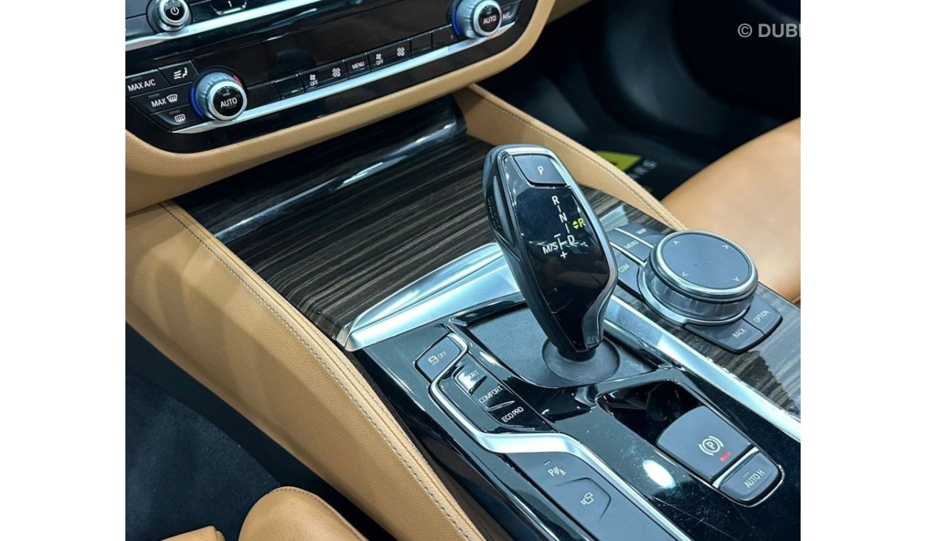 بي أم دبليو 520 M سبورت 2019 BMW 520i M-Sport, Warranty, Full BMW Service History, Full Options, GCC