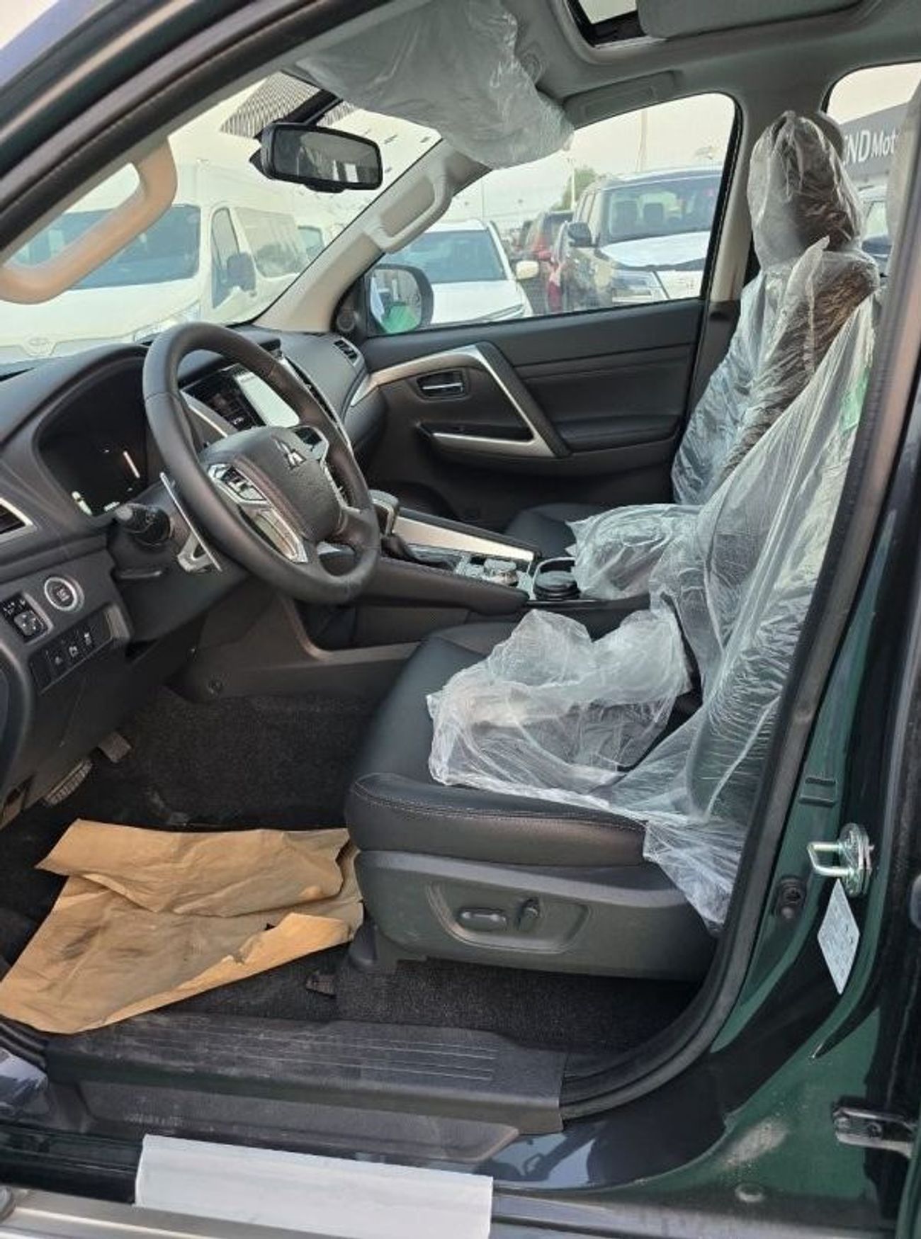 Mitsubishi Pajero Sport 3.0L PETROL 2023 GCC