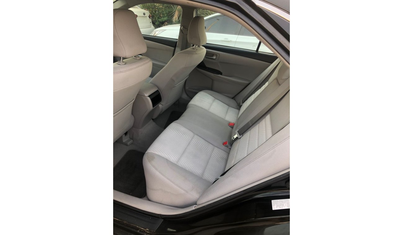 Toyota Camry LE US Specs