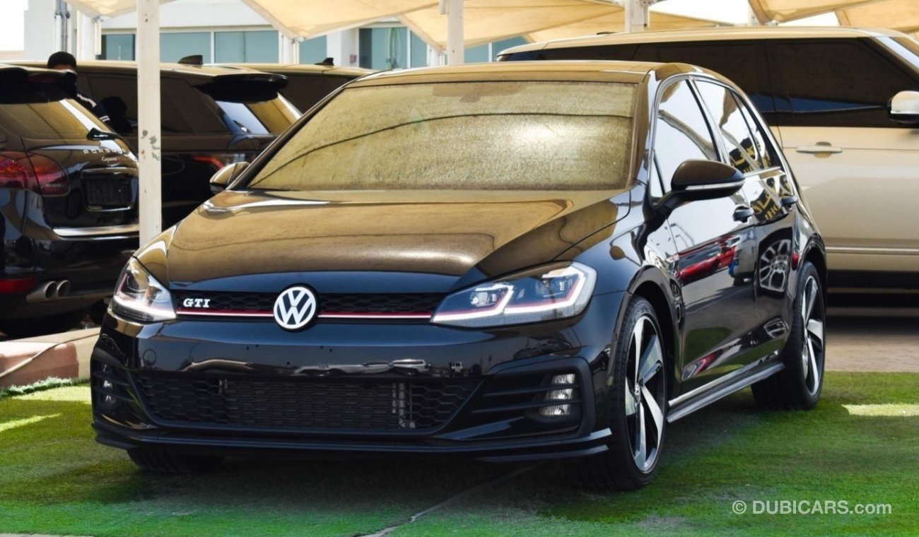 فولكس واجن جولف GTi