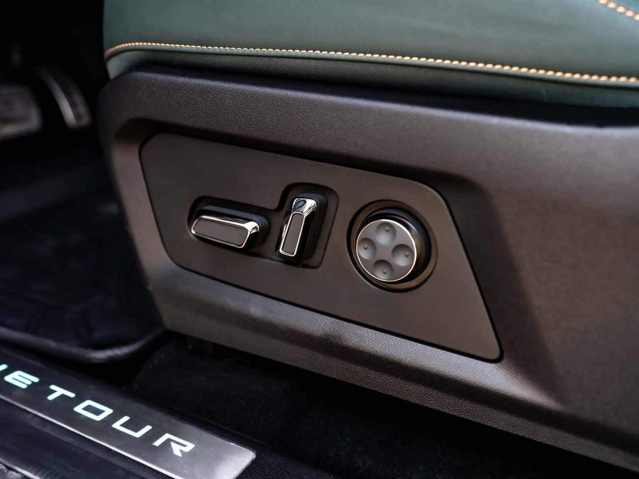 Jetour T2 LUXURY PLUS