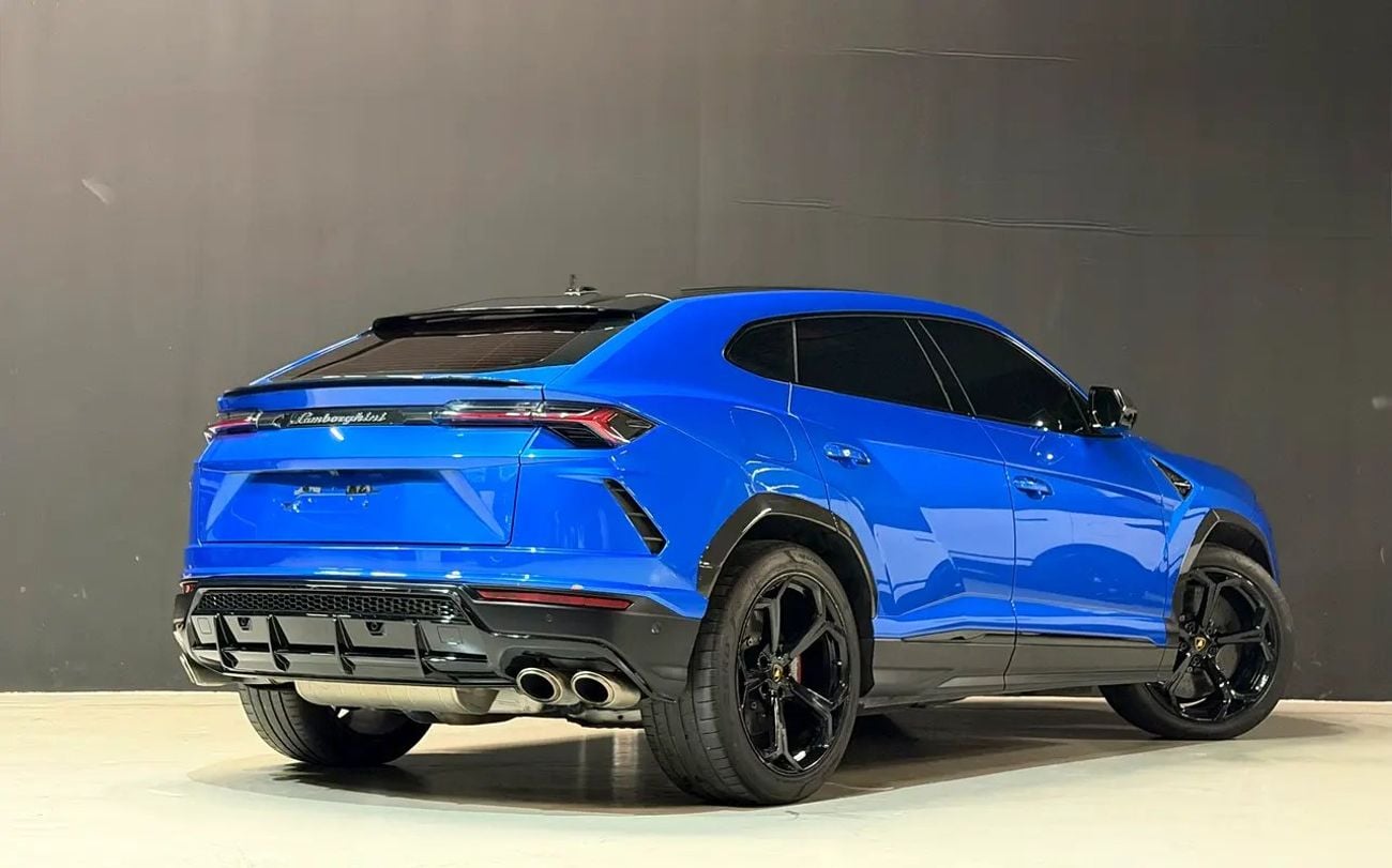 لامبورغيني اوروس Standard European Specs