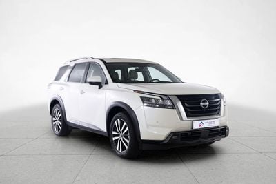 Nissan Pathfinder SV 3.5