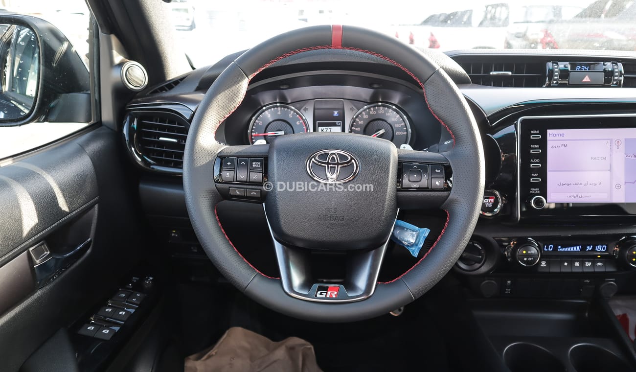 تويوتا هيلوكس GR sport