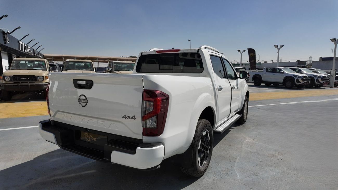 Nissan Navara CSF 2.5L (158 HP) 2025 Nissan Navara DLX CSF | 2.5L Turbo Diesel | 161 HP | Manual | 4x4 | GCC Specs