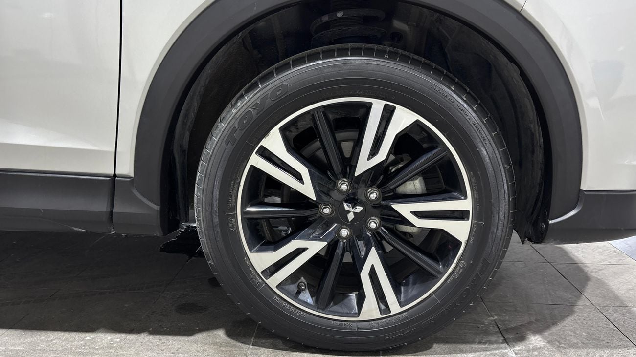 Mitsubishi Eclipse Cross 2025 GLX HIGHLINE | AED 956/Month | 20% DP | 30 Day Return | Warranty | Service History