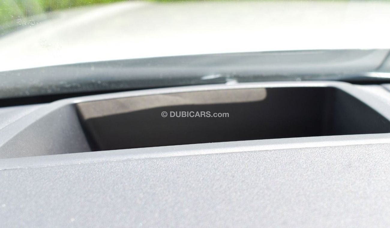 لاند روفر رينج روفر فيلار Perfect Condition Range Rover Velar P300 R-Dynamic HSE V4 | 4WD | 2019