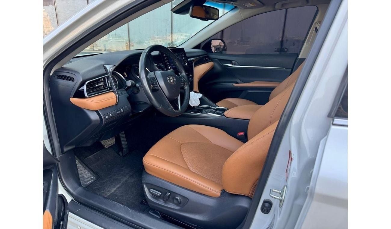 تويوتا كامري CAMRY 2023 40 Anniversary Edition,panoramic,GCC TOP OF RANGE