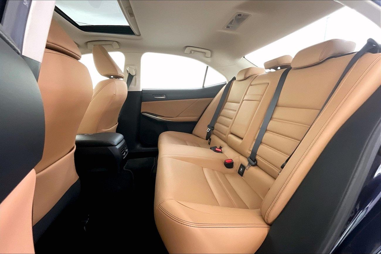 Lexus IS350 Platinum | Guaranteed Warranty | 0 Down Payment